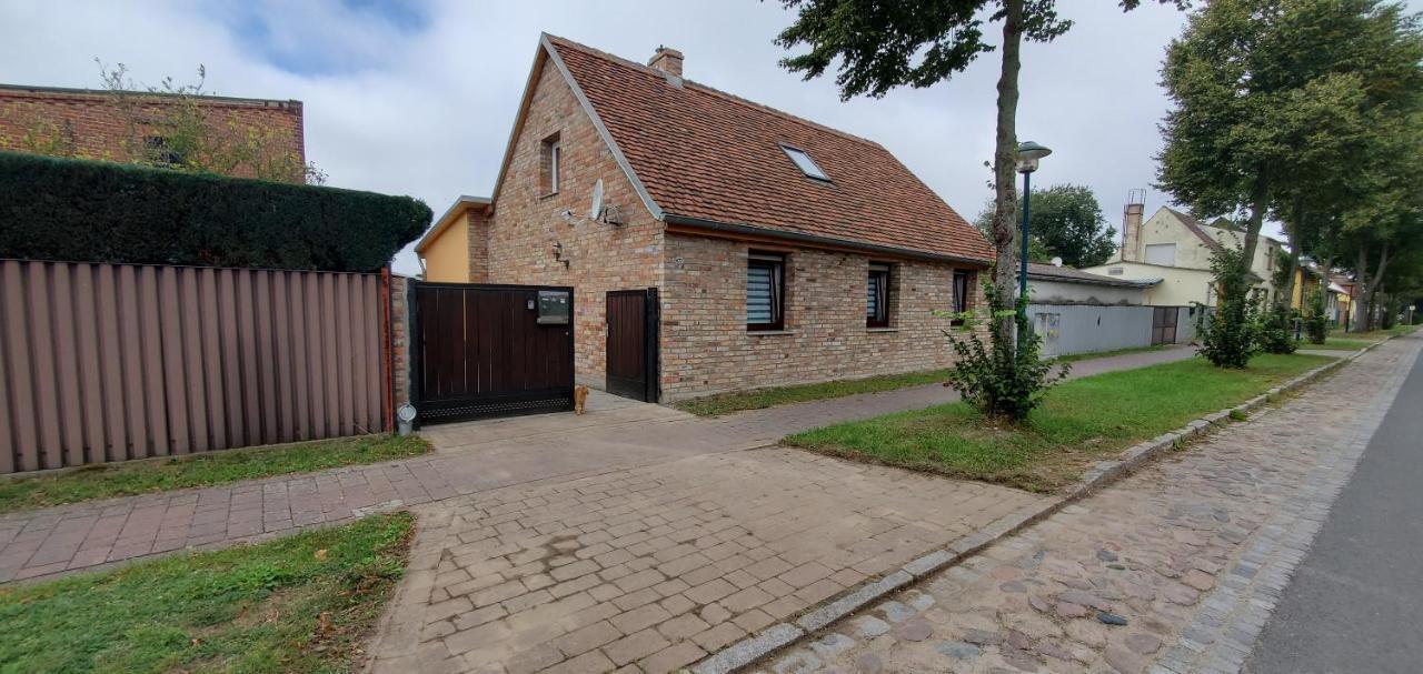 Haus Oderbruch Villa Neulewin Ngoại thất bức ảnh